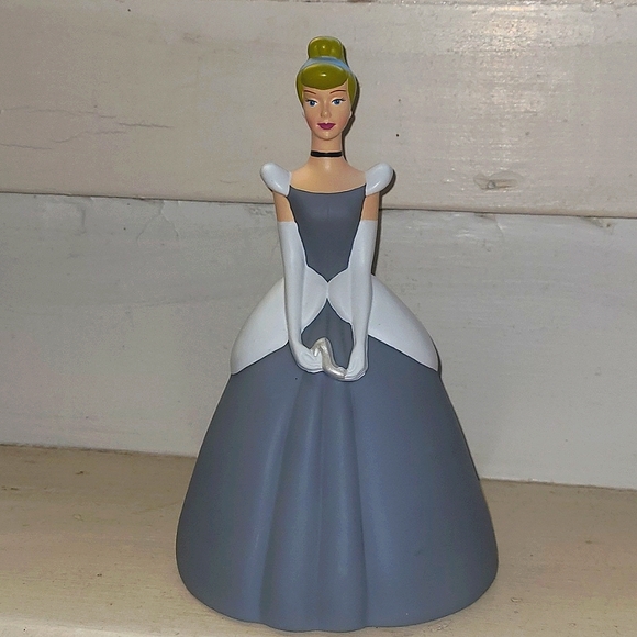 Vintage Authentic Disneyland Resort Pricess Bank Set 💖💖💖 - Picture 3 of 7